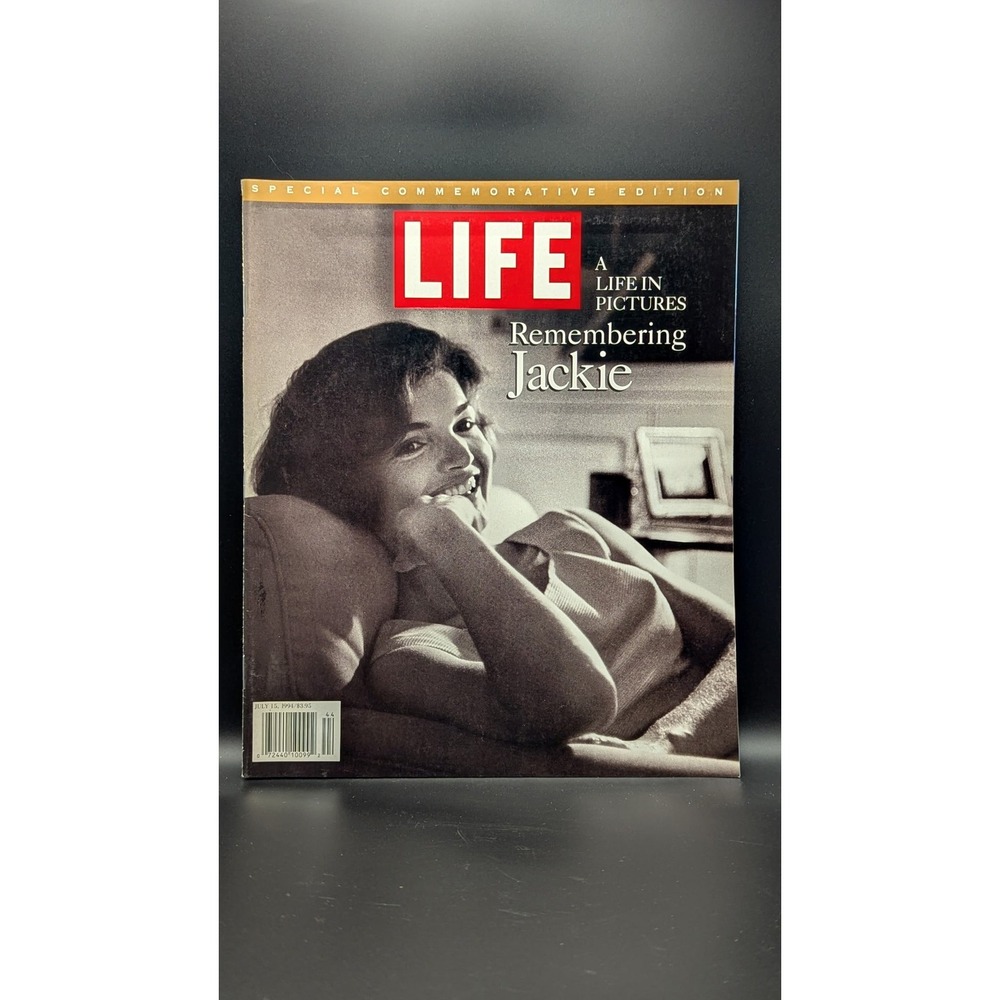 LIFE Magazine Remembering Jackie Special Commemorative Edition July 15 1994